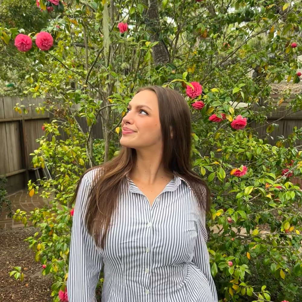 Meet your Posher, Julia